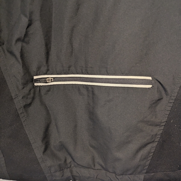 Champion men's black Windbreaker jacket full zip lightweight back pockets size S - Picture 6 of 6